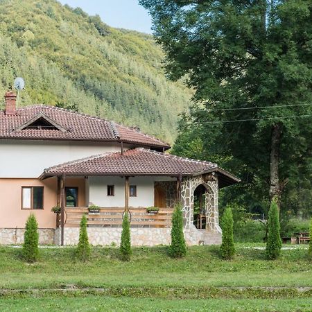 Къща За Гости Черна Река Ribarica Exterior foto